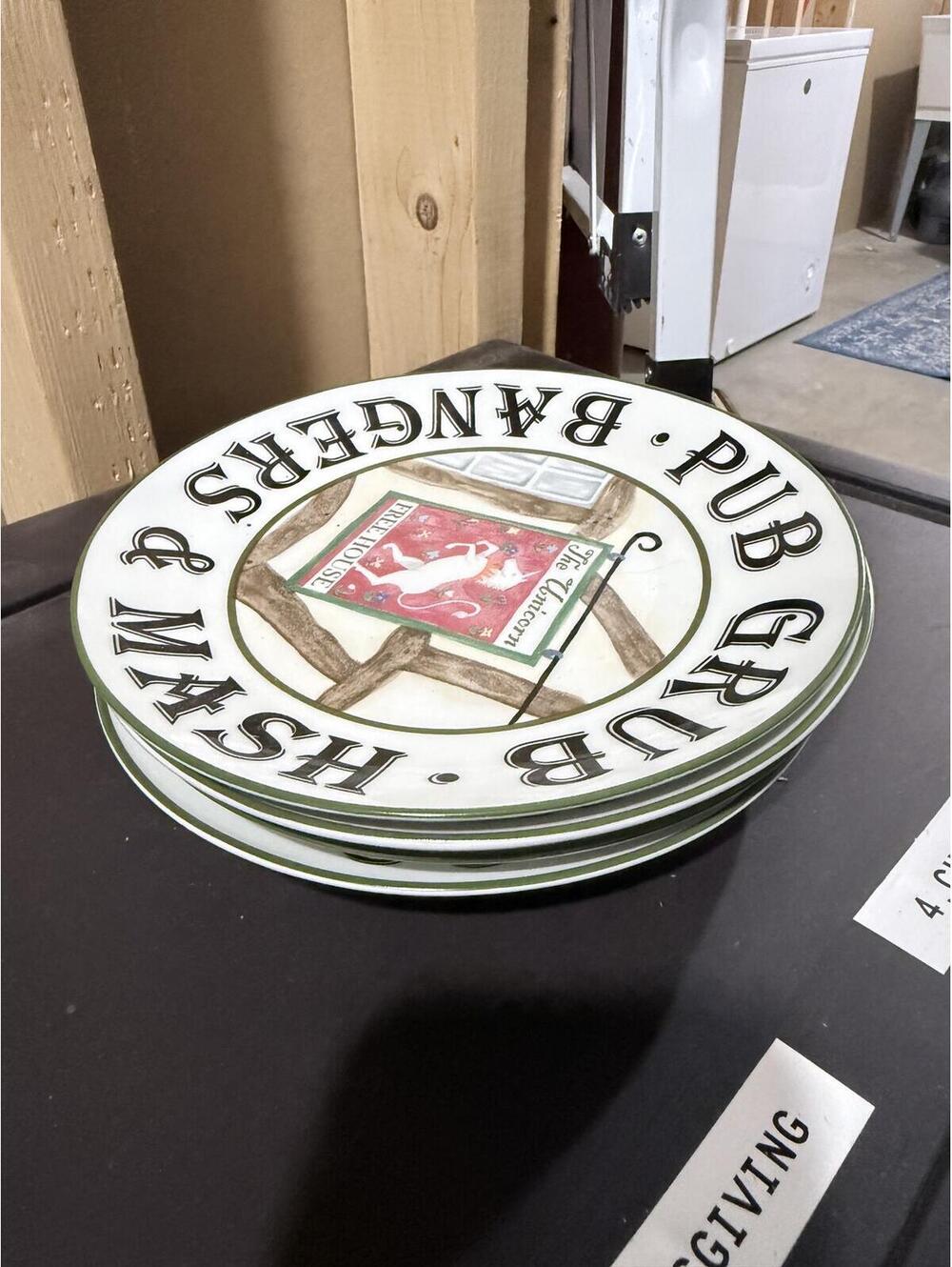 Set of 4 Decorative “Pub Grub” Plates – Bar/Themed Kitchen Decor
